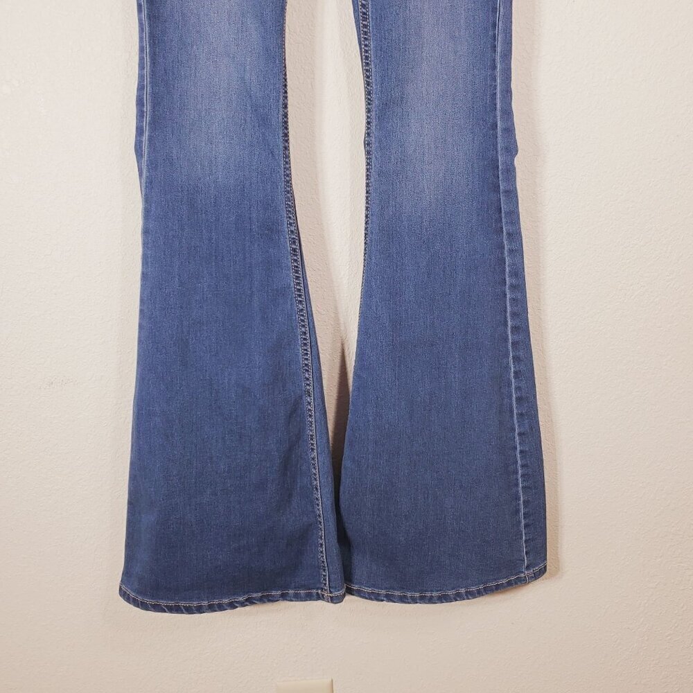 Free People Womens Flare Jeans W27 Blue Denim Bell Bottom 61855-16515125 Boho - Picture 5 of 11